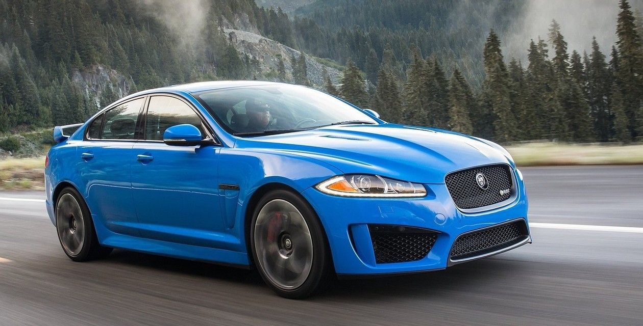 Новый Jaguar XFR-S седан 2024 года в Москве, комплектации и отзывы