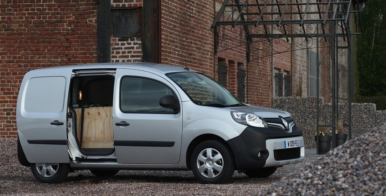 Новый Renault Kangoo Fourgon фургон 2024 года в Казани, комплектации и  отзывы